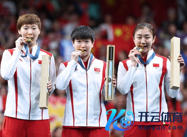 媒体：世乒赛女单顶级对决莫得输家 双生花共绽光彩
